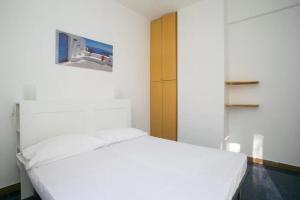 M083 - Marcelli, trilocale con giardino al Residence MareVerde