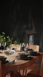 Laggan Cottage - Charming home along River Gairn with unique panoramic room