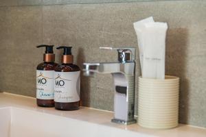 Victoria 3BR Pool Villa 900m Silver Beach by MO Estate