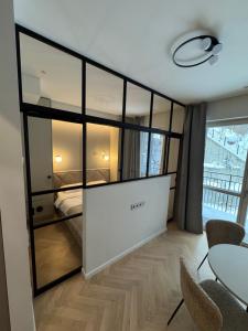 New Cozy Designer Apartment in Uzupis Walk to Old Town in a Luxury Building Garden View Balcony