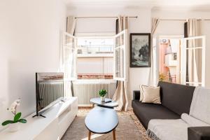 Cozy, Convenient & Athens