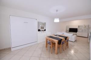 Home & Corso Elegant City Stay Avellino -Casa Vacanza con Terrazza Privata