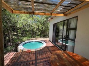 Kholiwe On Kruger Lodge & Safaris