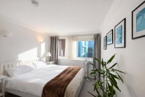 Guest Favorite Central 1BR with Lift for 4
