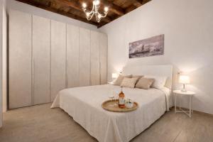 Meli4Retreat Beach, Mountain & History