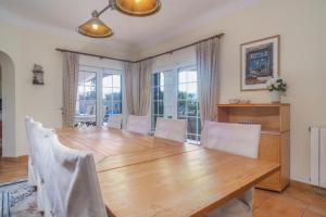 Villa Majoka, 4 Bedroom Private Villa