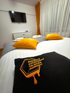 Honey apartment