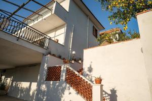 SorrentoVibes - The Lemon Grove Villa with private pool, garden and terrace