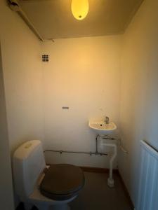 6 Beds Villa - 4 BR - For Workers - Volvo - Parking