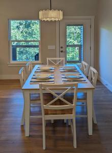 The Blue Ozark: New, near Back 40, EV & WFH ready