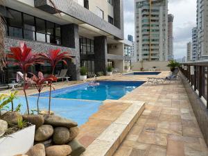 CS99 - Piscina, Flat, Smart TV, Garagem