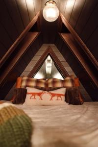 Romantic AFrame Cabin with Firepit, BBQ