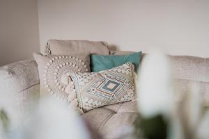 Stylish downtown loft and opposite park