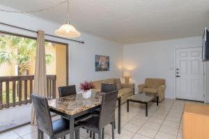 Tiki 235 - 1BR Condo With Beautiful Pool View condo