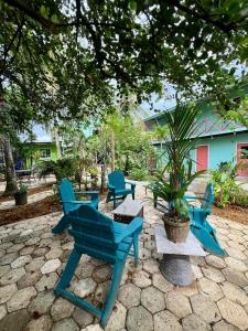 Ocean View Parrot Room