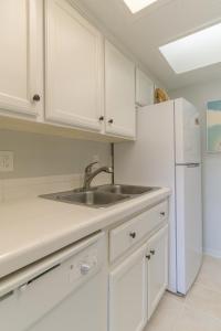 Tiki 325 - Family Friendly Oceanview Condo Sleep 6 condo