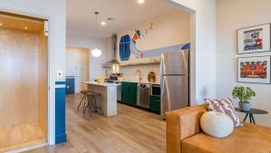Conway: 3 Units by AvantStay