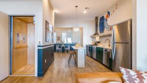 Conway: 3 Units by AvantStay