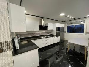 Grande maison moderne à Ajdir Al Hoceima 12 voyageurs Confort & espace garantis