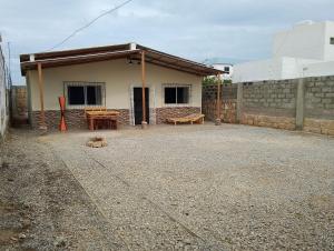 Casa en Salinas con 4 dormitorios