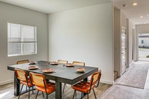 Pet-Friendly Yard! Family Home in Bakersfield