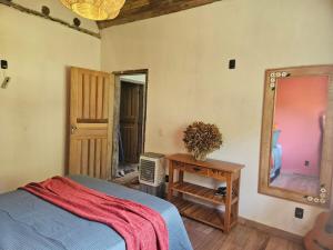 Chalé com Piscina natural próx as praias