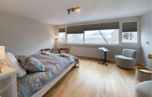 Awesome Apartment In Broek In Waterland With Wifi
