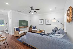 The Cozy Vibes-6 beds-Fenced in Backyard