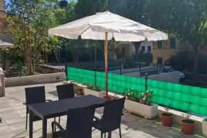 Apartments with parking space Split - 25153