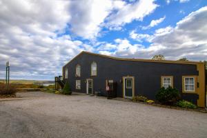 Hot Tub, Lake Monroe Views! 22-Acre Outdoor Oasis