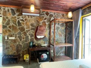 Trang An Mountain Ecolodge