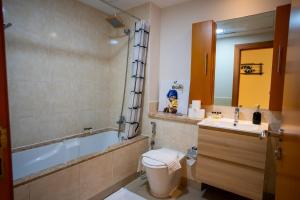 Luxury 2BR Haven with Panoramic Scenery