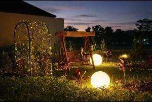 villa aroura free scooter 7 minutes to ubud