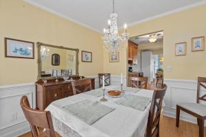 The Victorian Jewel Pet Friendly