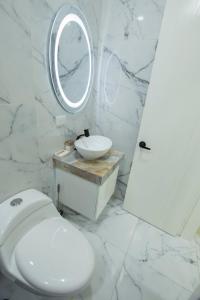 Apartamento para pareja 2 camas, cerca de la playa con lavadora y secadora