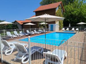 Gîte de 50m² avec terrasse pour 4 personnes - API-1-52-650