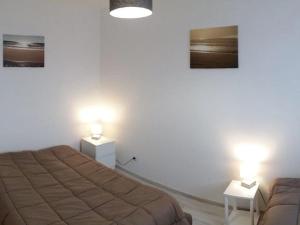 Gîte accueillant avec terrasse à Saint-Julien-en-Born - API-1-52-706