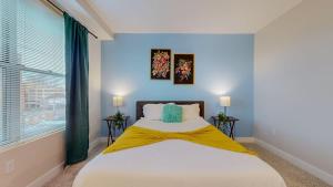 Stylish Home With Free ParkingZA