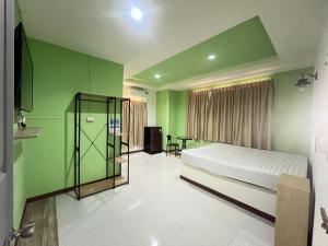 Similan Mondo Resort & Camping