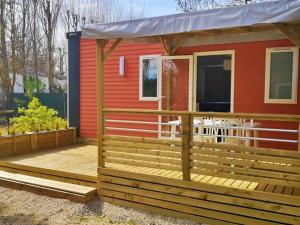 Mobil-home avec terrasse pour 4 personnes - API-1-52-801