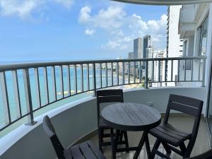 2BR apartment Ocean & old city view