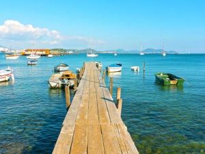 Chalet avec Terrasse au Camping Saint Jean, 4 Pers, 2 Ch - API-1-52-906