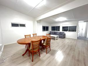 Queen Room with Air Conditioning, Train Station - LD4