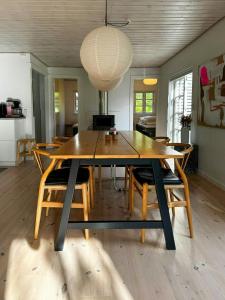 Cottage With Beach Path Near Gilleleje