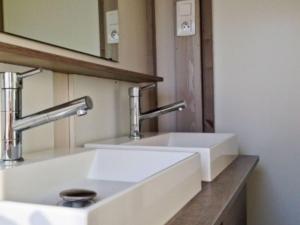 Chalet 3 Chambres avec Terrasse pour 6 Personnes - API-1-52-1375