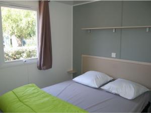 Mobil-home 3 chambres à Cavaillon avec terrasse - API-1-52-1388