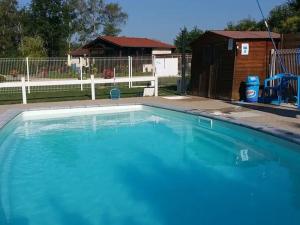 Mobil-home avec terrasse pour 6 personnes - API-1-52-1404