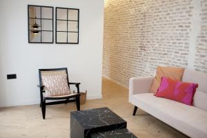Homey Seville Amazing New Arfe I Apartment Near Cathedral 8 people