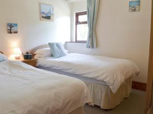 Warren Cottage-Ukc2098