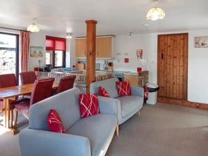 Torqvol Cottage-Ukc2100